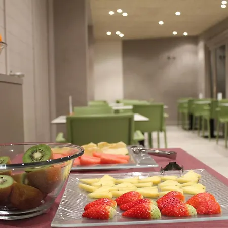 Jardi Hotel